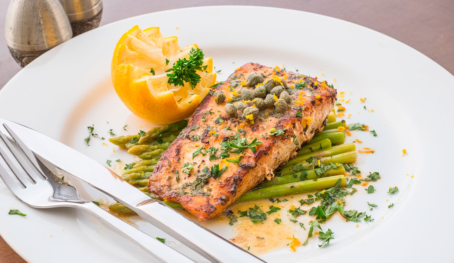 Lachs - Kulinarik im Restaurant "Zum Holzwurm" in Flachau zum Abholen